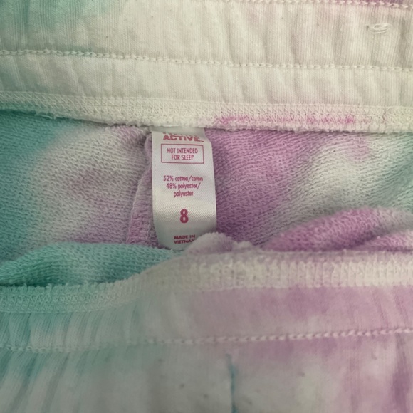 Shorts - Picture 4 of 4